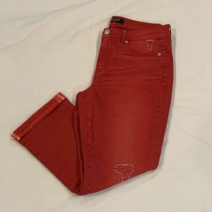 NWOT Nine West Garment Dye Destructed Crop